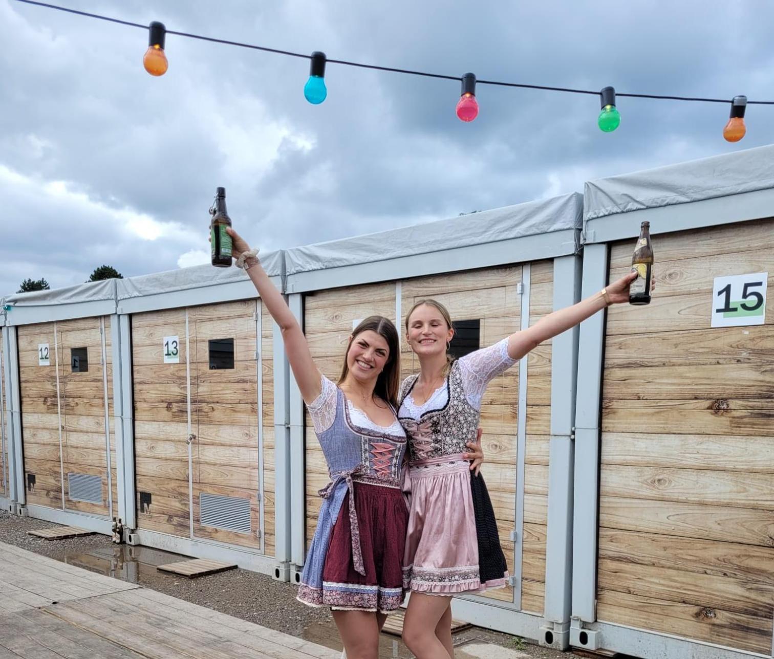 Oktoberfest Wiesn Camp Lodge Мюнхен Экстерьер фото