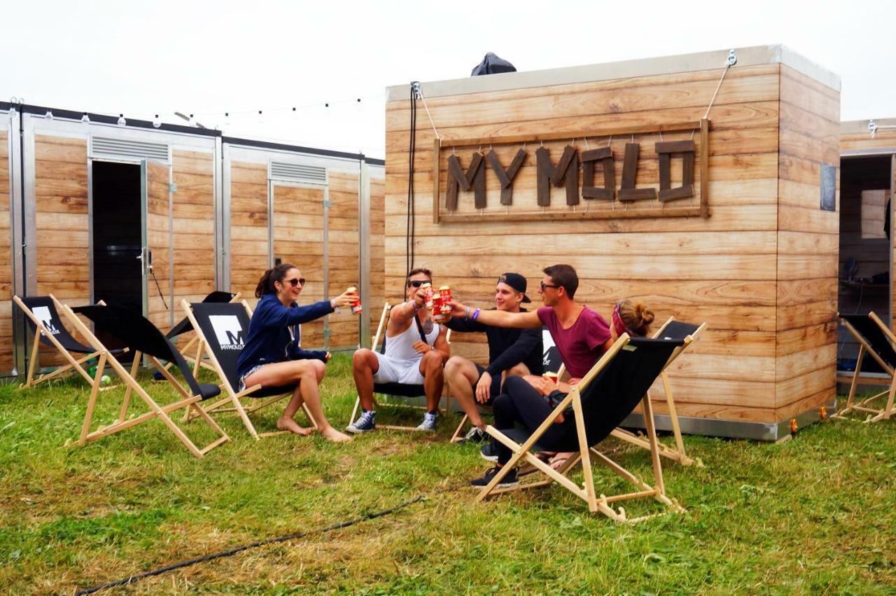 Oktoberfest Wiesn Camp Lodge Мюнхен Экстерьер фото